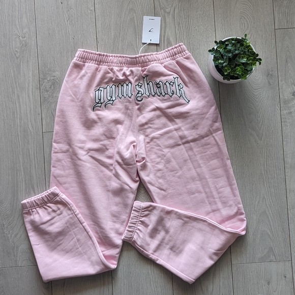 Gymshark Pants - GYMSHARK HEAVY FLEX GRAPHIC JOGGER